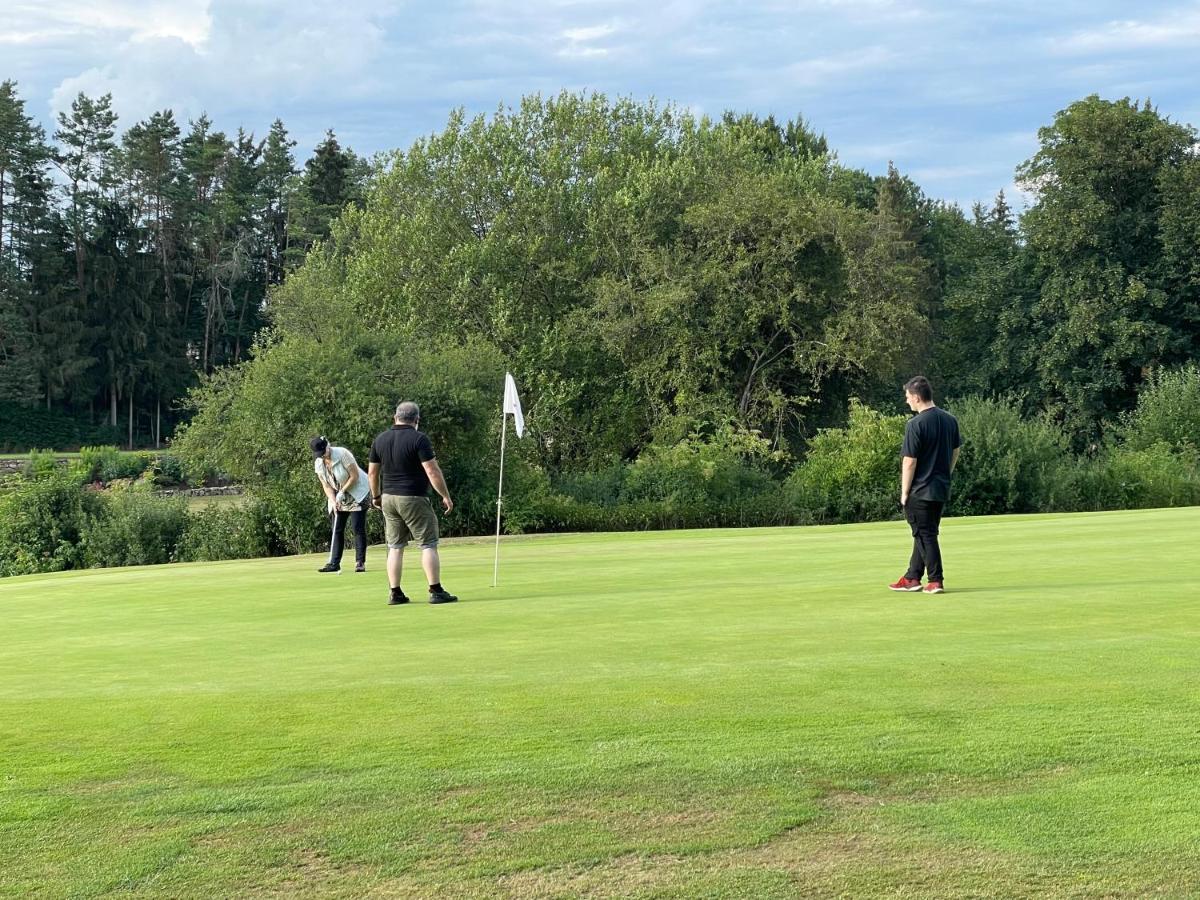 Goldener Anker Pottenstein Urlaub Fuer Die Ganze Familie Esterno foto